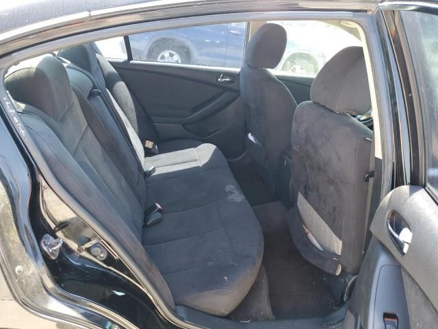 2010 Nissan Altima Base