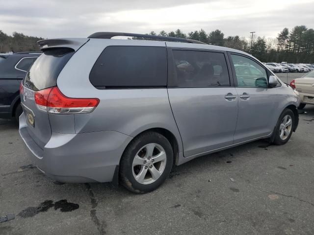 2012 Toyota Sienna LE