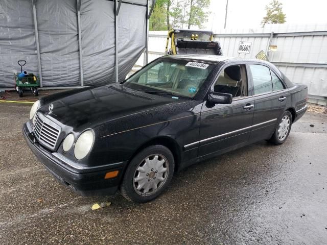 1999 Mercedes-Benz E 320