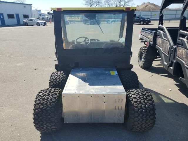 2005 John Deere Gator 6X4