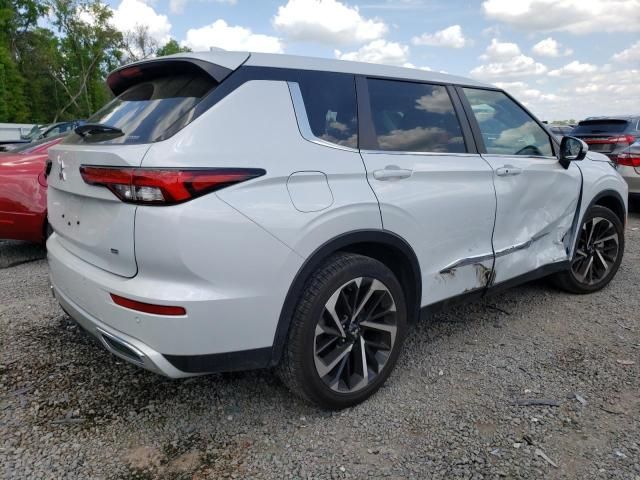 2022 Mitsubishi Outlander SE