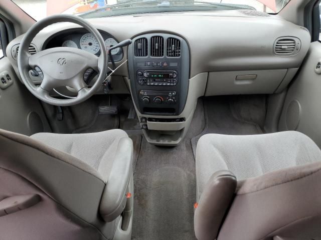 2003 Dodge Caravan SE