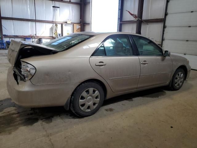 2004 Toyota Camry LE