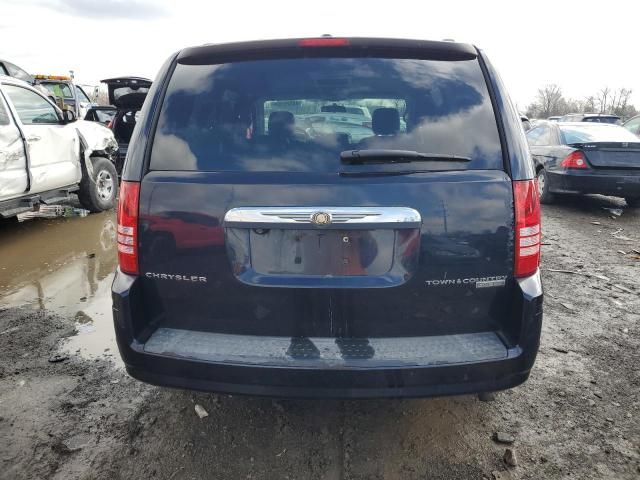 2010 Chrysler Town & Country Touring