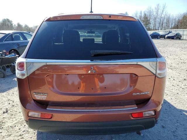 2014 Mitsubishi Outlander SE