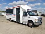 2013 Ford Econoline E450 Super Duty Cutaway Van