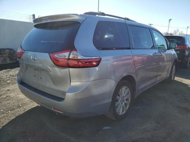 2015 Toyota Sienna XLE