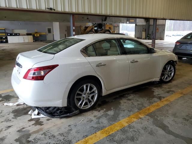 2010 Nissan Maxima S