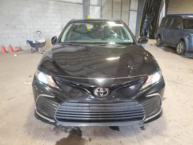 2022 Toyota Camry LE