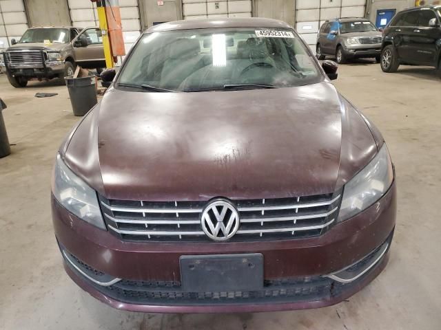 2013 Volkswagen Passat SE