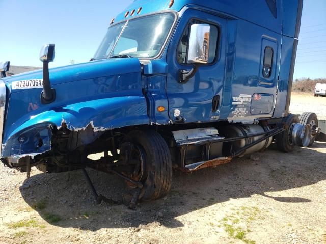 2017 Freightliner Cascadia 125