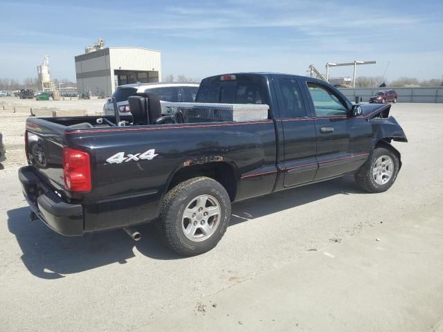 2005 Dodge Dakota SLT