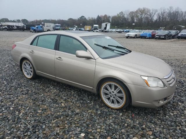 2005 Toyota Avalon XL