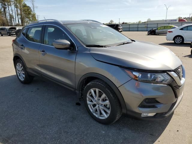 2022 Nissan Rogue Sport SV