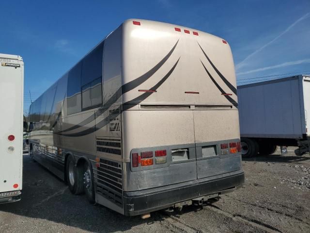 2001 Prevost Bus