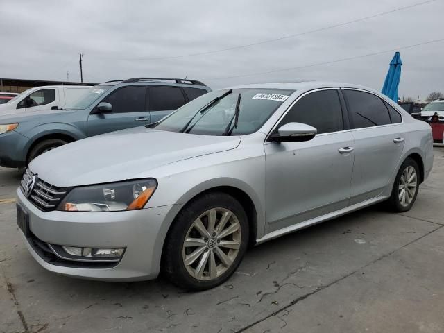 2012 Volkswagen Passat SEL