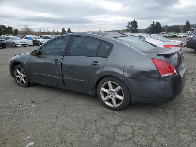 2005 Nissan Maxima SE