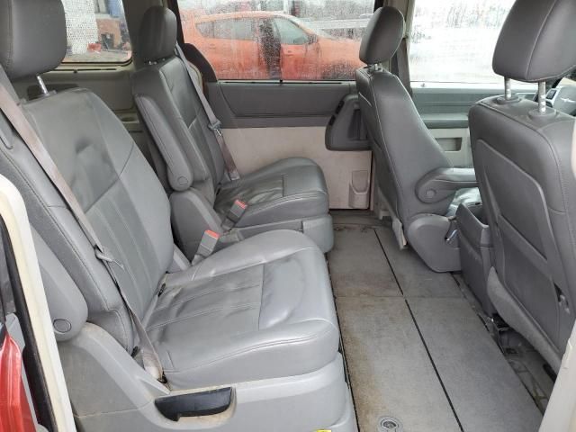 2008 Chrysler Town & Country Touring