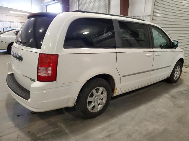 2010 Chrysler Town & Country Touring