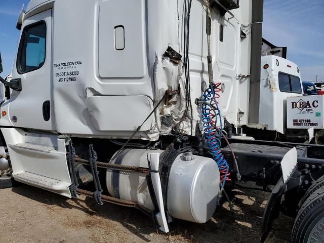 2015 Freightliner Cascadia 125