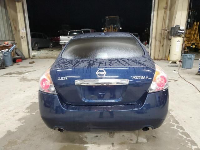 2010 Nissan Altima Base