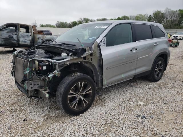 2019 Toyota Highlander LE