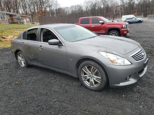 2015 Infiniti Q40