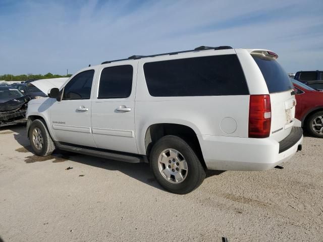 2014 Chevrolet Suburban C1500  LS