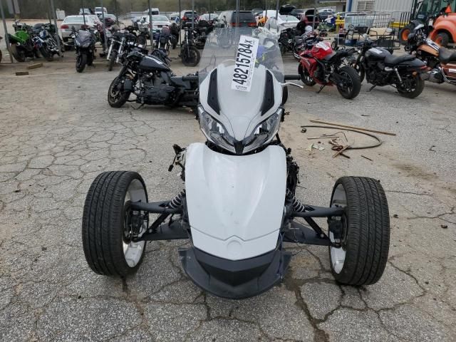 2013 Can-Am Spyder Roadster ST