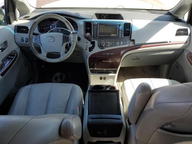 2011 Toyota Sienna XLE