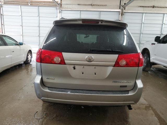 2007 Toyota Sienna XLE