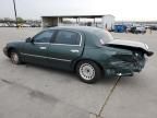 2001 Lincoln Town Car Executive