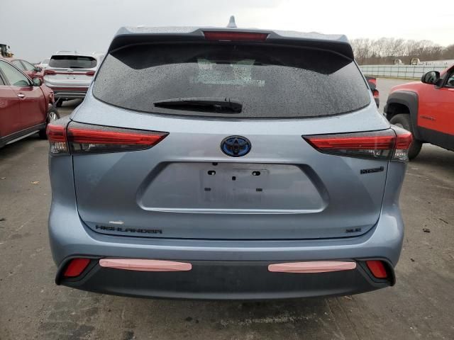 2022 Toyota Highlander Hybrid XLE