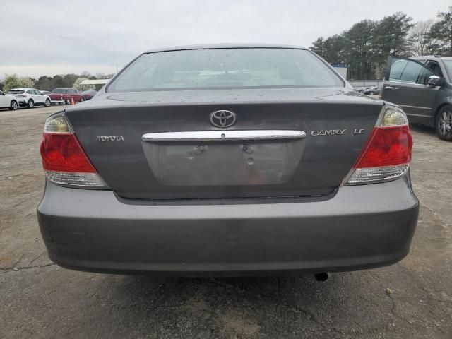 2005 Toyota Camry LE