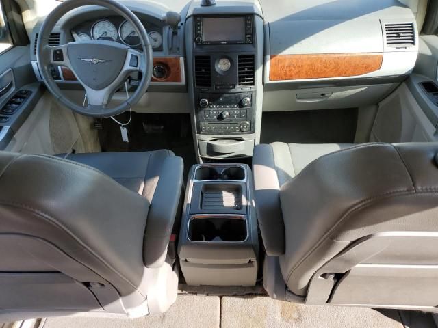 2008 Chrysler Town & Country Touring