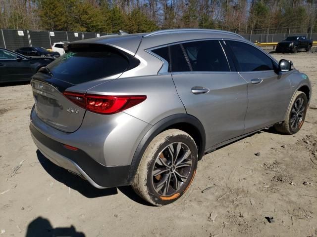 2017 Infiniti QX30 Base