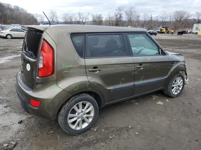 2013 KIA Soul +