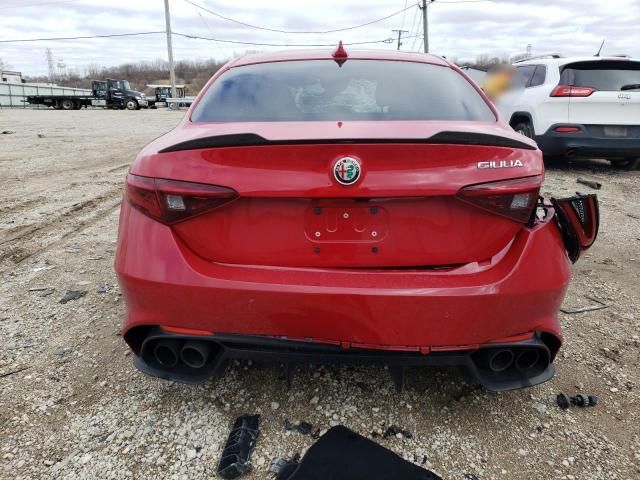 2017 Alfa Romeo Giulia Quadrifoglio