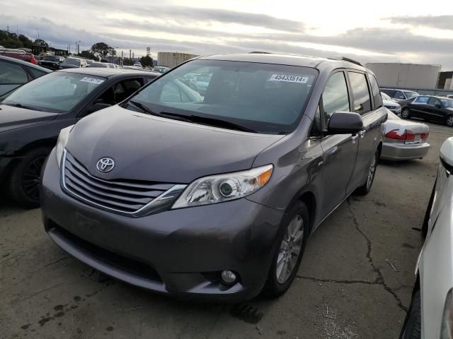 2016 Toyota Sienna XLE