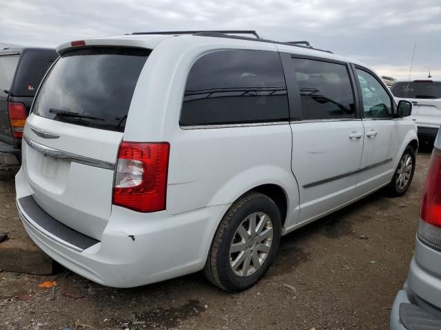 2016 Chrysler Town & Country Touring