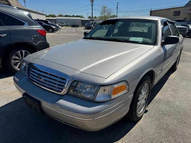 2005 Ford Crown Victoria LX