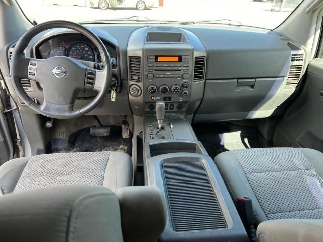 2005 Nissan Armada SE