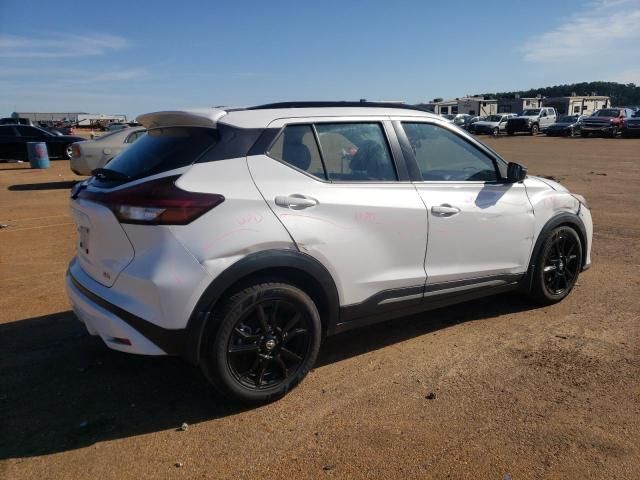 2021 Nissan Kicks SR