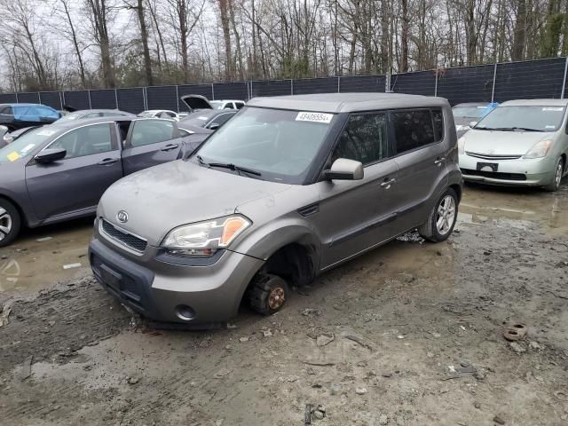 2011 KIA Soul +