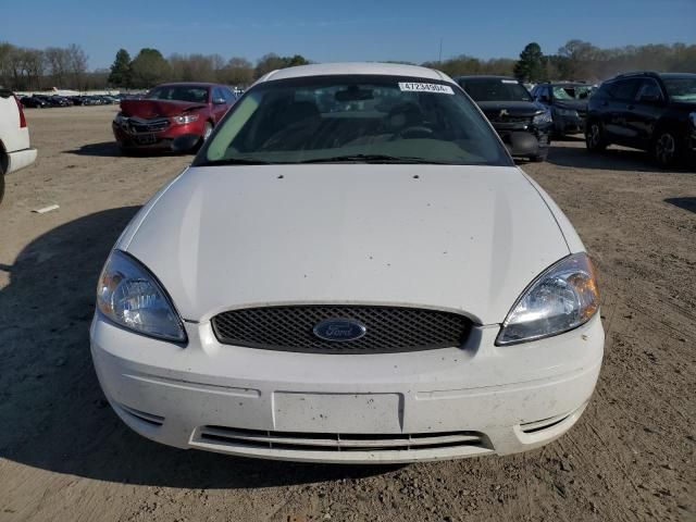 2006 Ford Taurus SE