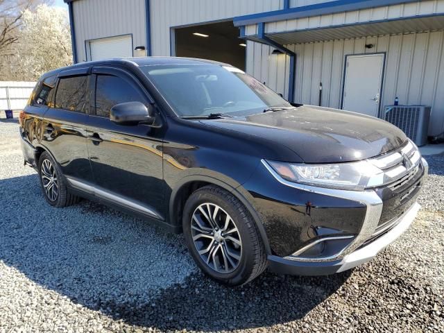 2016 Mitsubishi Outlander ES