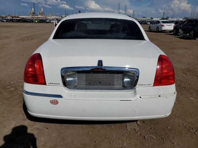 2003 Lincoln Town Car Executive