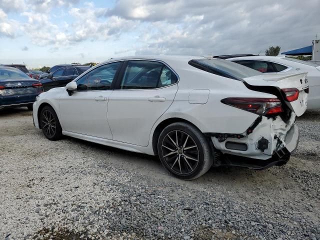 2023 Toyota Camry SE Night Shade