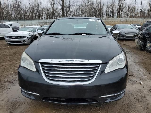 2012 Chrysler 200 Limited