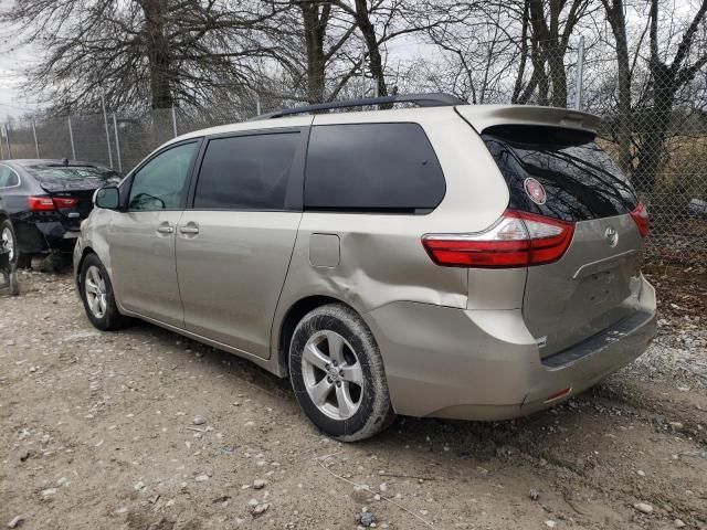 2015 Toyota Sienna LE